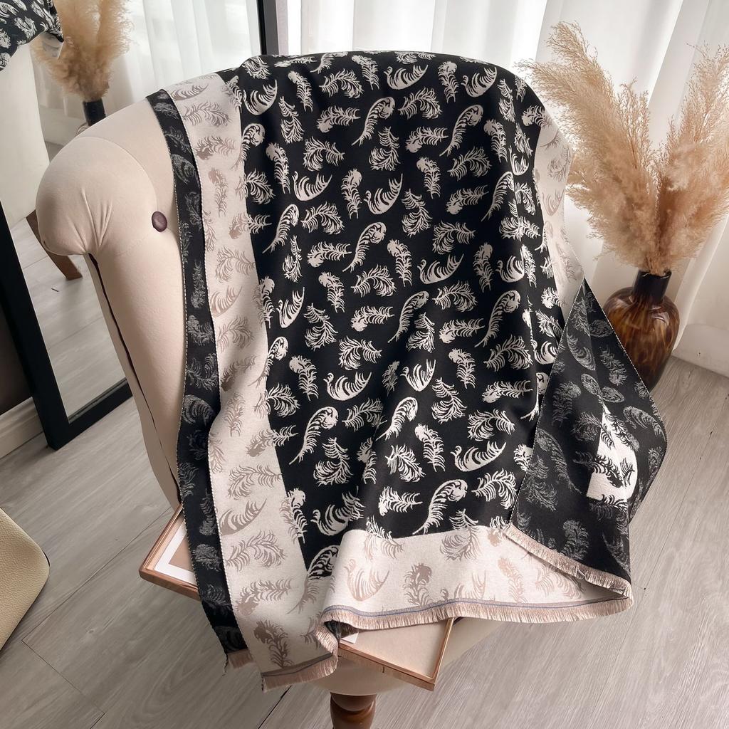 Short Fringed Feathers Simple Elegant Fashion Women Imitation Cashmere Warm Scarf Air Conditioner Shawl Scarf