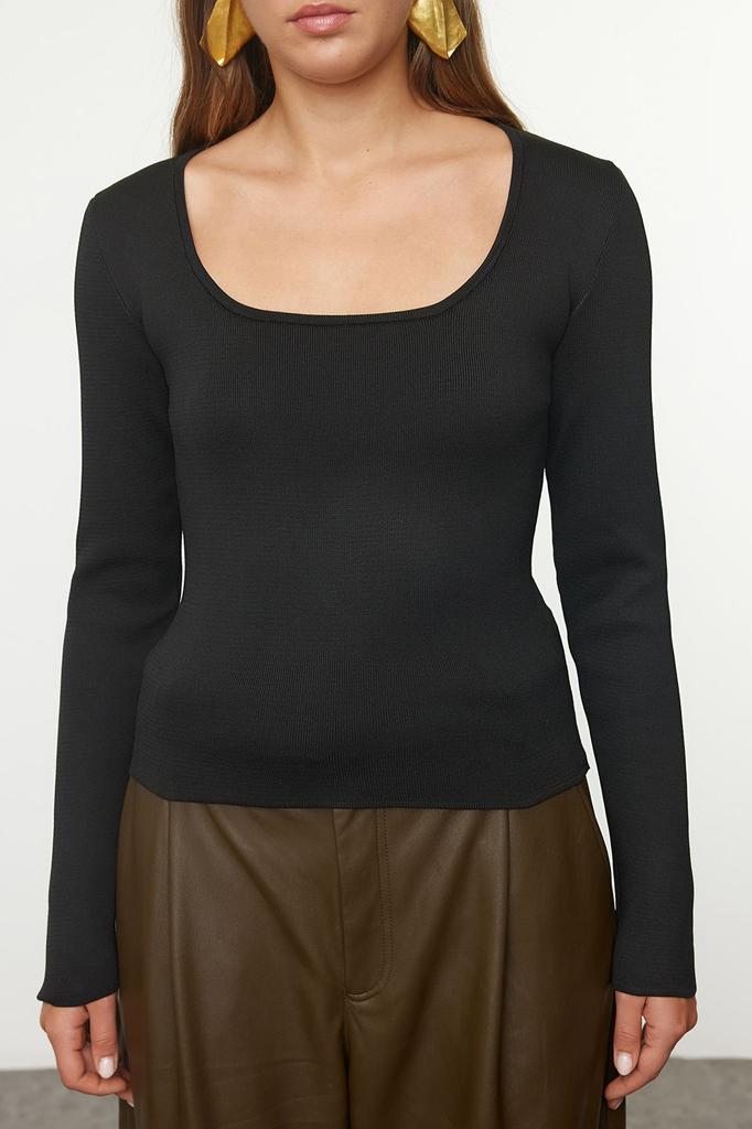 Женский свитер в элегантном стиле, черный базовый трикотаж с вырезом у бассейна