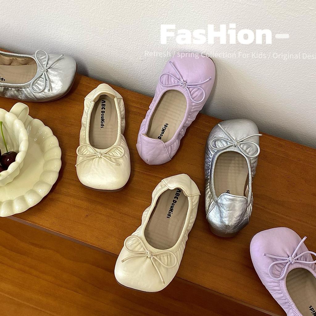 Детские туфли принцессы Весенние детские танцевальные туфли на одном каблуке Детские балетки с мягкой подошвой Маленькие кожаные туфли