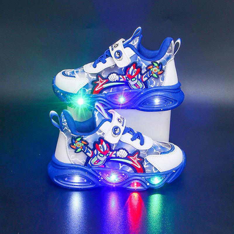 Детские туфли с подсветкой Спортивные туфли для мальчиков Осенние светящиеся детские туфли Кожаная поверхность Водонепроницаемая нескользящая мягкая подошва Мультяшные детские