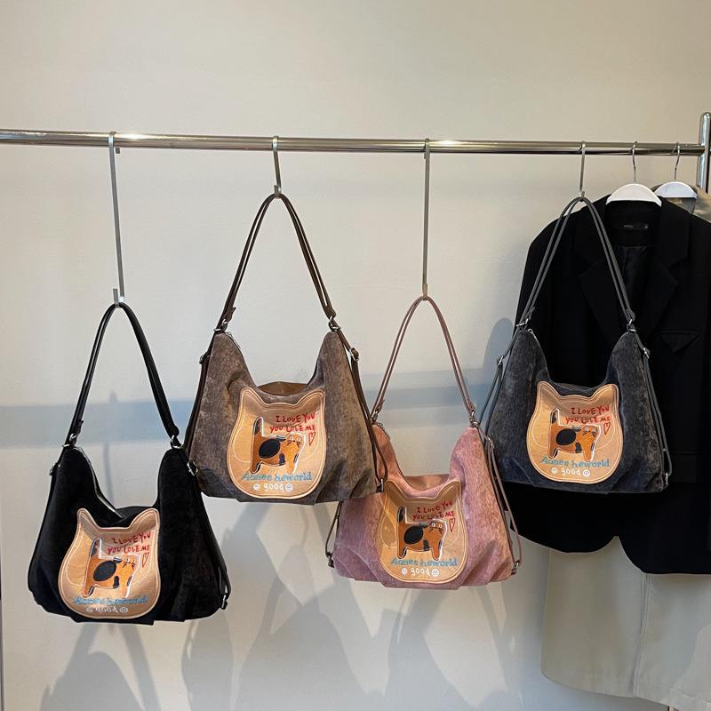 Женский рюкзак для поездок на работу и обратно 2024 года: Новая корейская сумка-тоут в стиле колледжа большой вместимости