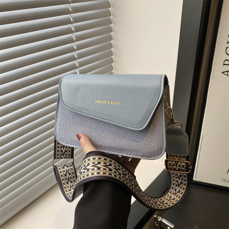 Летний ретро модный тренд широкий плечевой ремень универсальная повседневная маленькая квадратная сумка сумка через плечо сумка-мессенджер женская сумка