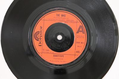 7-дюймовая пластинка WHO - Substitute / I'm A Boy / Pictures O 2058803 Polydor 1976 UK Рок Б/У
