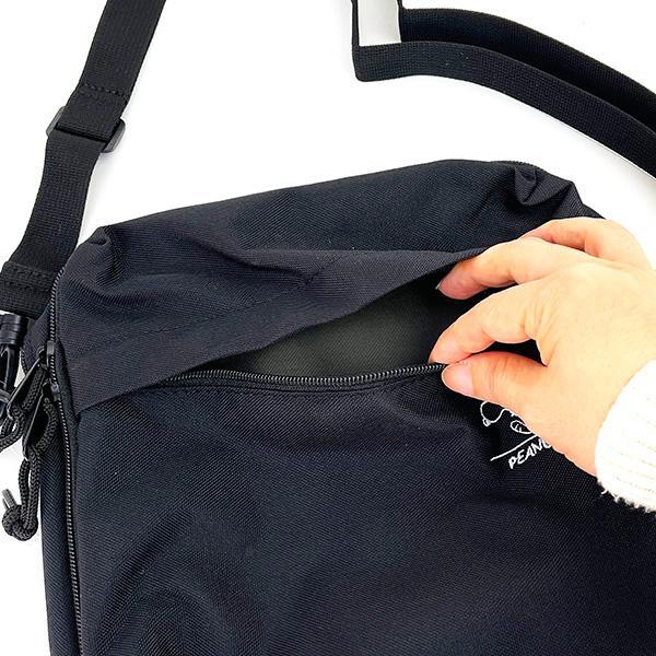 Квадратная сумка через плечо Snoopy RE-PET Черная SNOOPY