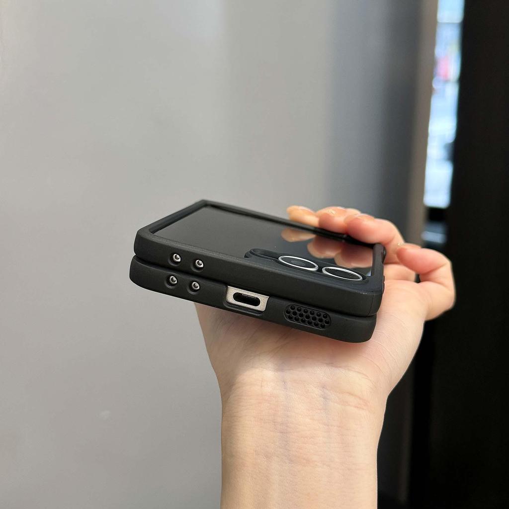 Прозрачный магнитный чехол Samsung Z Flip7 MagSafe для ZFlip4/6/7
