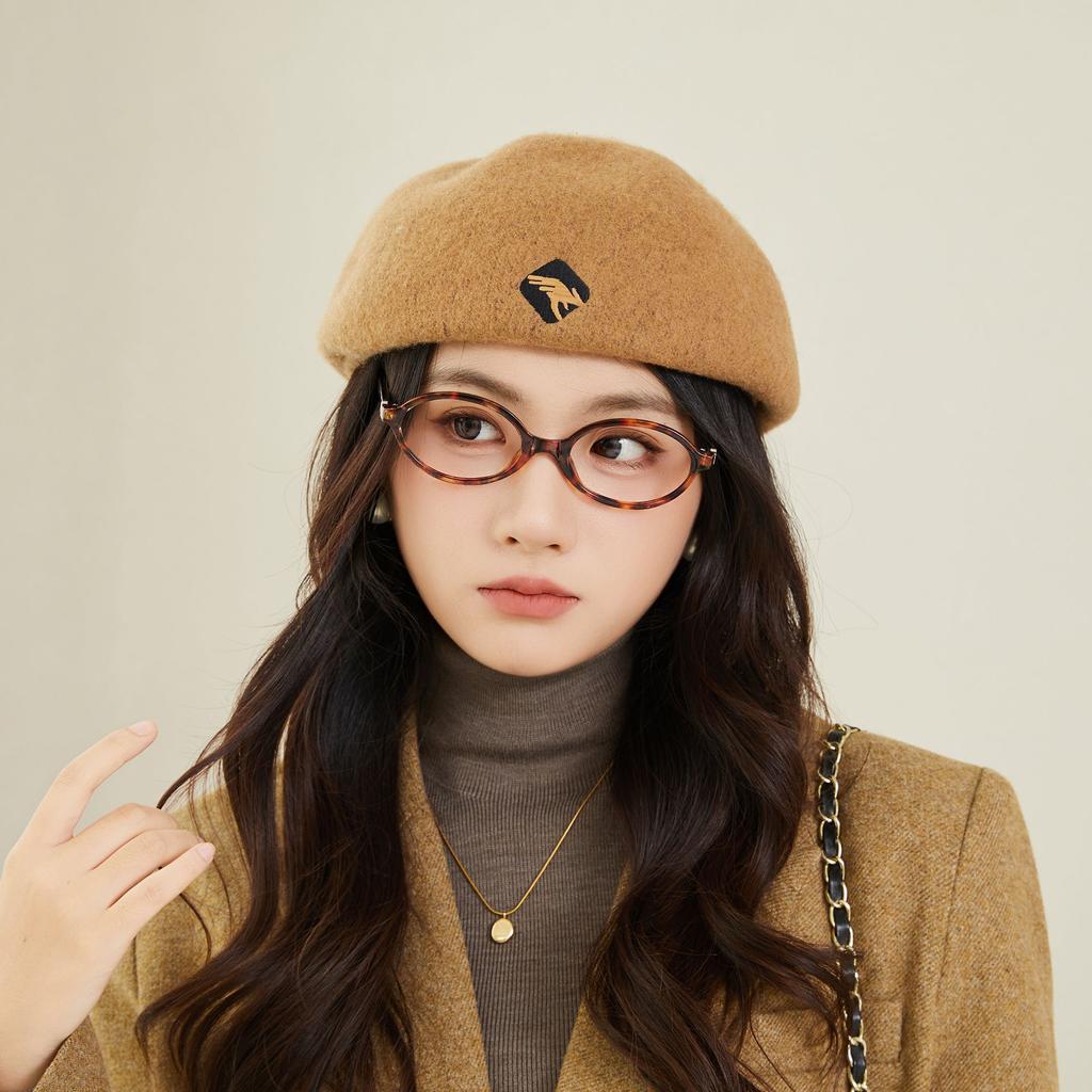 Japanese Reversible Woolen Beret for Women Versatile Niche Ins Style Warm Forward Hat Fashionable Travel Hat