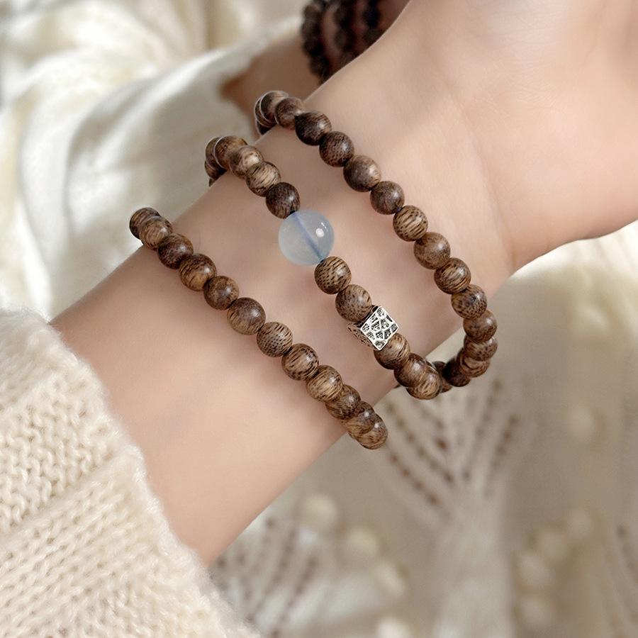 s9Silver agarwood and aquamarine artistic and fresh three-layer bracelet, quiet and elegant