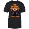 Мужская футболка Kool Savas Arena Tour 2026 Funny Ugus - Футболка с графическим принтом 'Большой палец вверх' и логотипом тура, Короткая футболка в кавайной эстетике для концерта