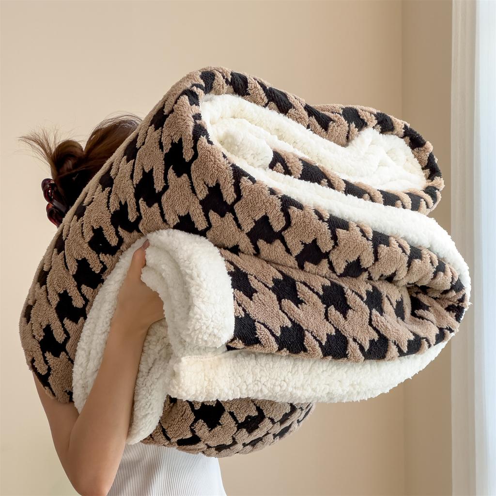 Houndstooth Pattern Spring Autumn Warm Fleece Blanket Cozy Soft Office Naps Sofa Bed Throw Blankets Jacquard Soft Plush Blanket