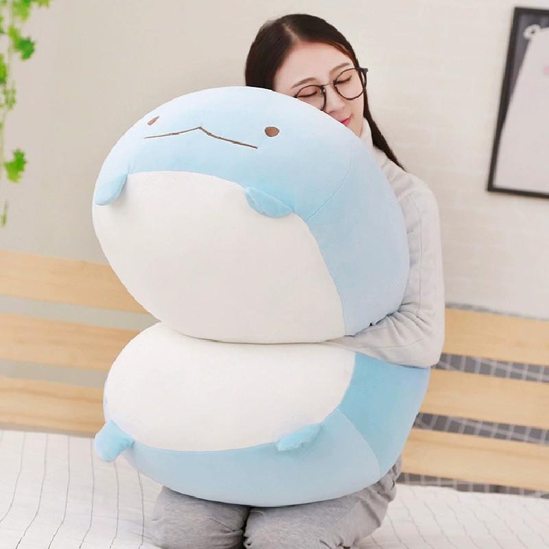 Плюшевая игрушка-кошка с мягким коротким ворсом для декора детской комнаты