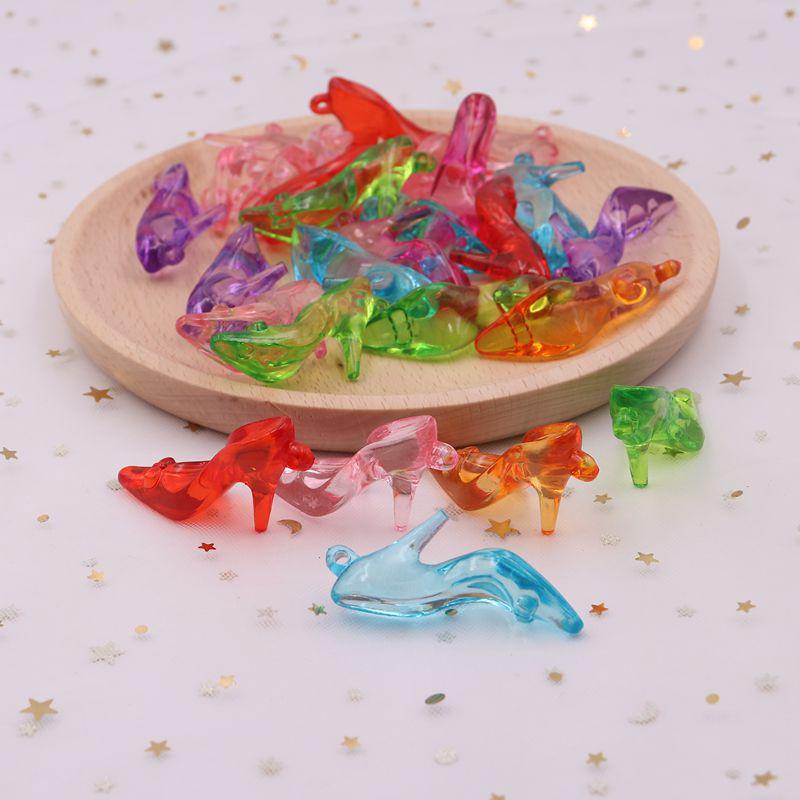 Kids' Gemstone Treasure Shell: Acrylic Diamond and Conch Archaeological Toy.