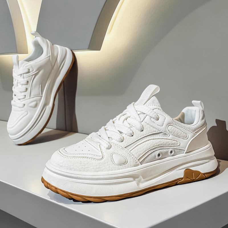 2026 New Men's Shoes Spring and Autumn Flat-soled Casual Leather Shoes Sports Shoes Black and White Men's Thick-soled Breathable
