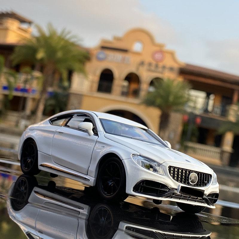 1:32 C63S Coupe Сплав Модель Автомобиля Литьевой Металлический Игрушечный Транспорт Автомодели Коллекция Симуляция Звука и Света Подарки для Детей