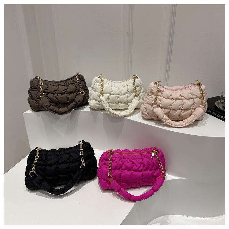 2024 Плиссированная сумка-облако с пузырями на плечо - Трендовый корейский дизайн подмышечной сумки из пухового хлопка