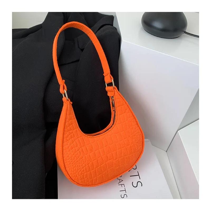Retro Temperament Small Square Bag Fall Shoulder Bag for Women Handheld Bags Fashion Casual Underarm Bag Handbag Ladies