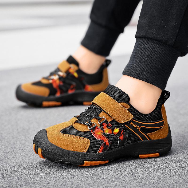 Одноклассники Весна и Осень 2025 Новая Детская Уличная Спортивная Обувь Износостойкая и Нескользящая Обувь для Альпинизма Сетка для Детей Среднего и Старшего Возраста