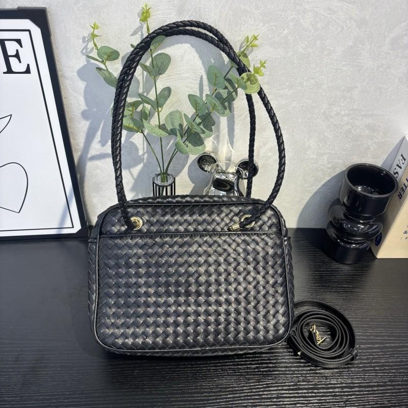 Calfskin Hand-knitted Shoulder Bag 2025 New Commuter Casual Handbag Luxury Cross-body High-end Trend