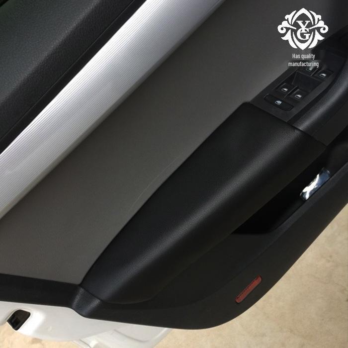 Кожаная накладка на подлокотник для Skoda New Octavia 15-19: Модификация интерьера дверной панели автомобиля