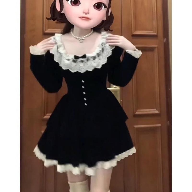 Elegant French High-End Petite Velvet Dress for Autumn/Winter 2026 in Black and Gold