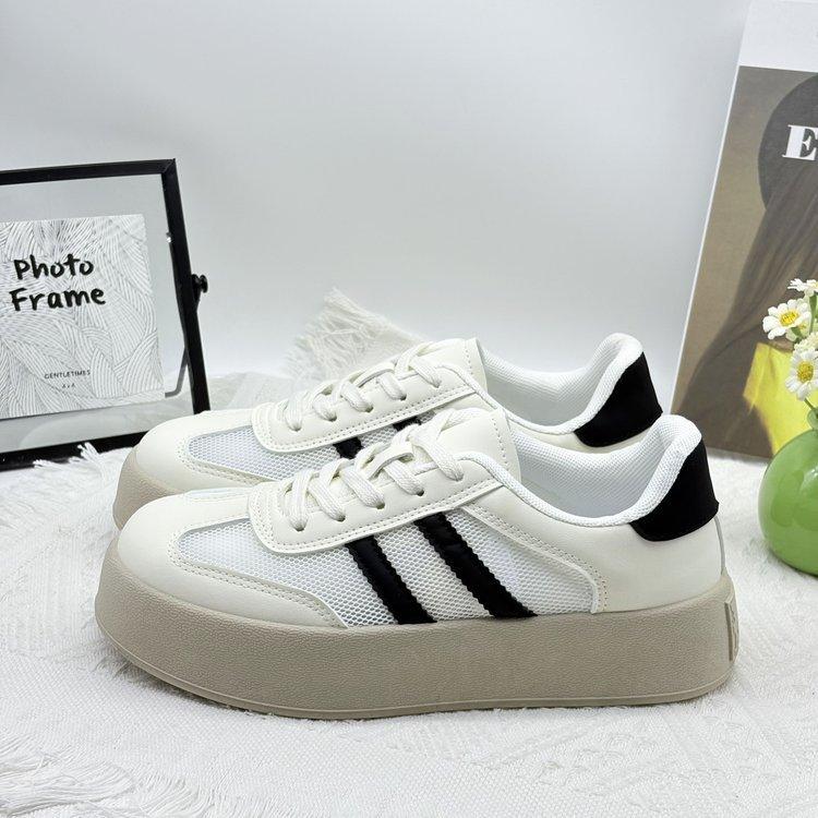 Летние популярные сетчатые немецкие тренировочные туфли женские 2025 новые туфли на платформе-маффине белые классические спортивные туфли повседневные кеды