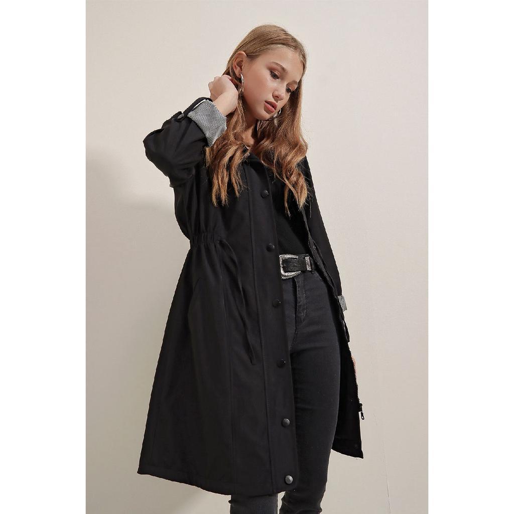 5808 Trench Coat With Waist Tie - Beige