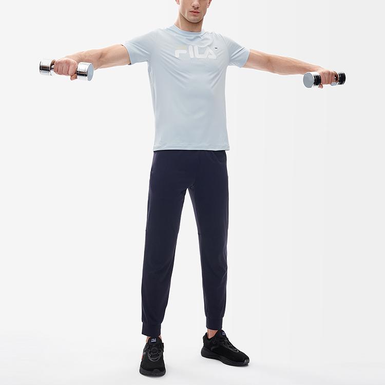 Fila Athletics Fitness Однотонная футболка с логотипом, вязаная, влагоотводящая, быстросохнущая, с коротким рукавом, мужская, топы, светло-дымчато-голубая, A11M221109F-BU