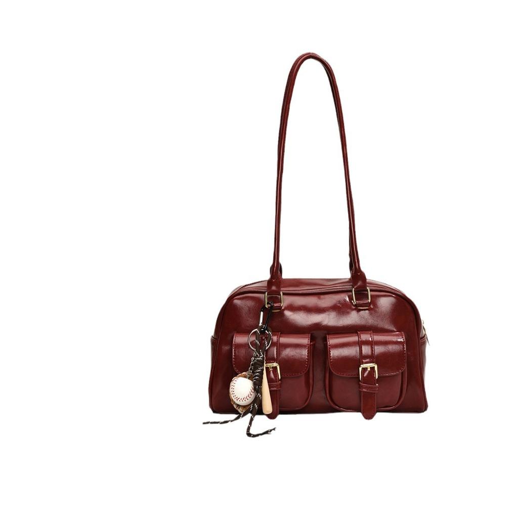 2026 autumn and winter new dark underarm bag women's versatile shoulder bag fashion belt pendant handbag