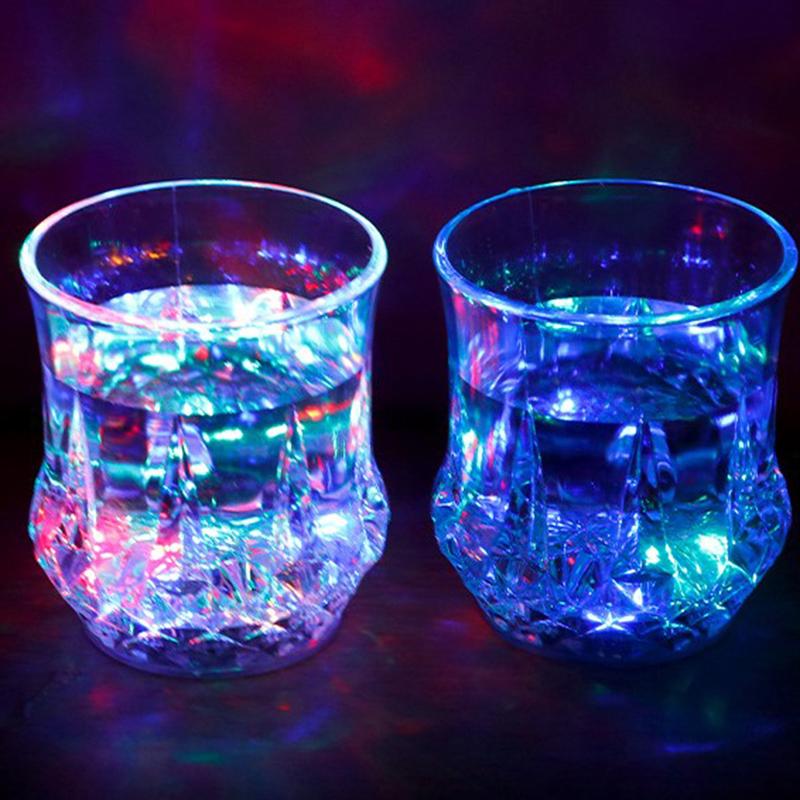 Creative Light Up Led Cups Automatic Flashing Drinking Cup Mugs Color Changing