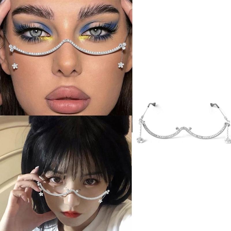 Стильная оправа для очков, украшенная стразами, с удобными носовыми упорами. Идеально подходит для повседневного ношения и особых случаев.