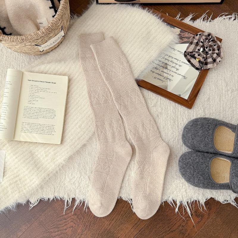 Зимние и осенние клетчатые носки до середины икры с темным узором, теплые и стройнящие. Гольфы для детей, толстые шерстяные длинные носки. Стиль колледжа.