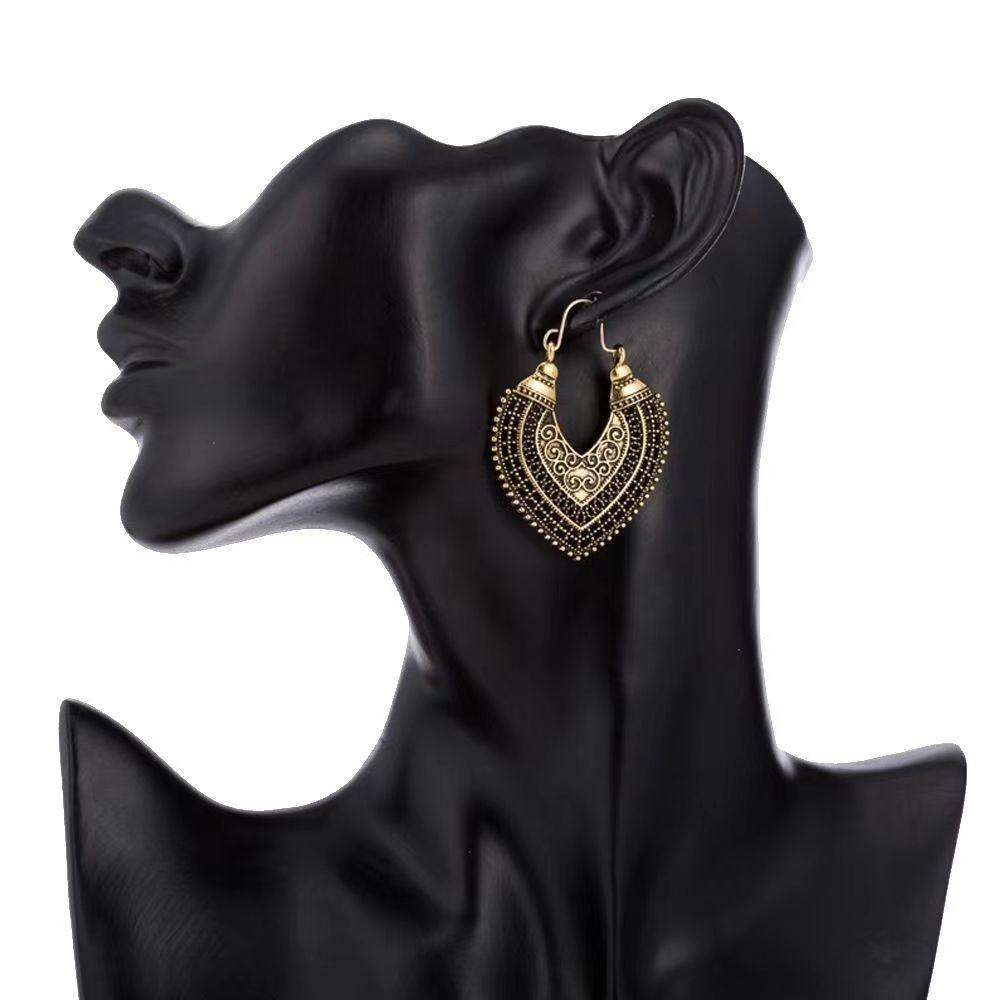 Классические винтажные серьги для женщин