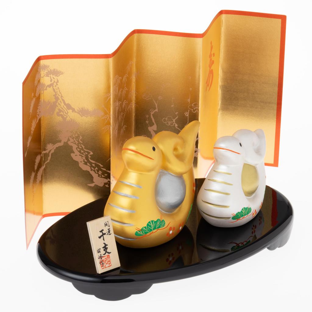 Seto Togeisha 2025 Zodiac Figurine Compact Snake Snake New Year Decoration Good Luck Gold and Silver Color Fukumi Shoho Kiln 142