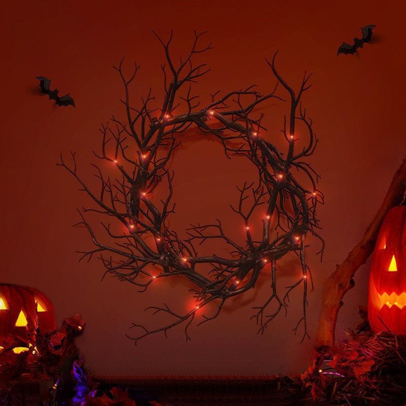 Halloween Indoor Décor: Black Withered Branches Wreath