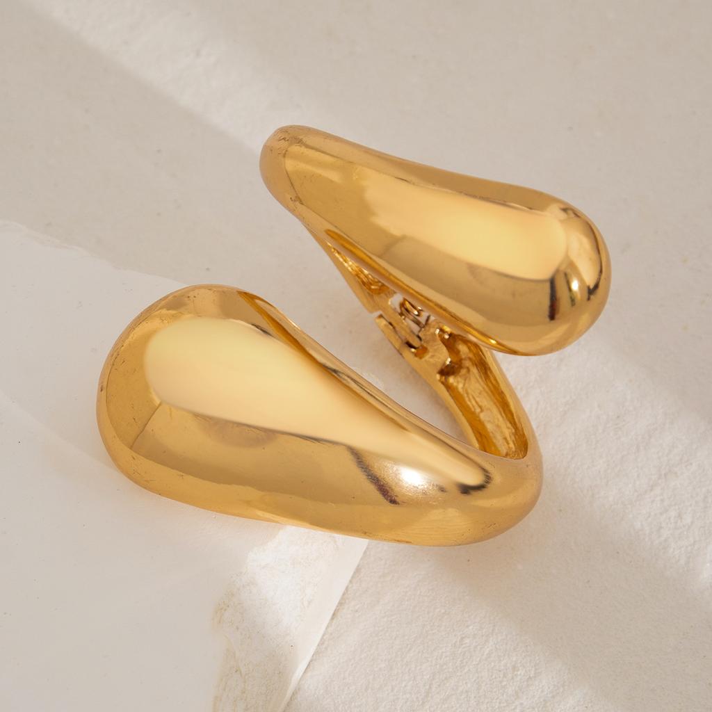 Wide Metal Chunky Waterdrop Bangles for Women Gold Copper Color Open Cuff Thick Irregular Twisted Bangle Bracelet Jewelry