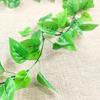 Искусственная виноградная лоза: Пластиковые зеленые листья для украшения потолка