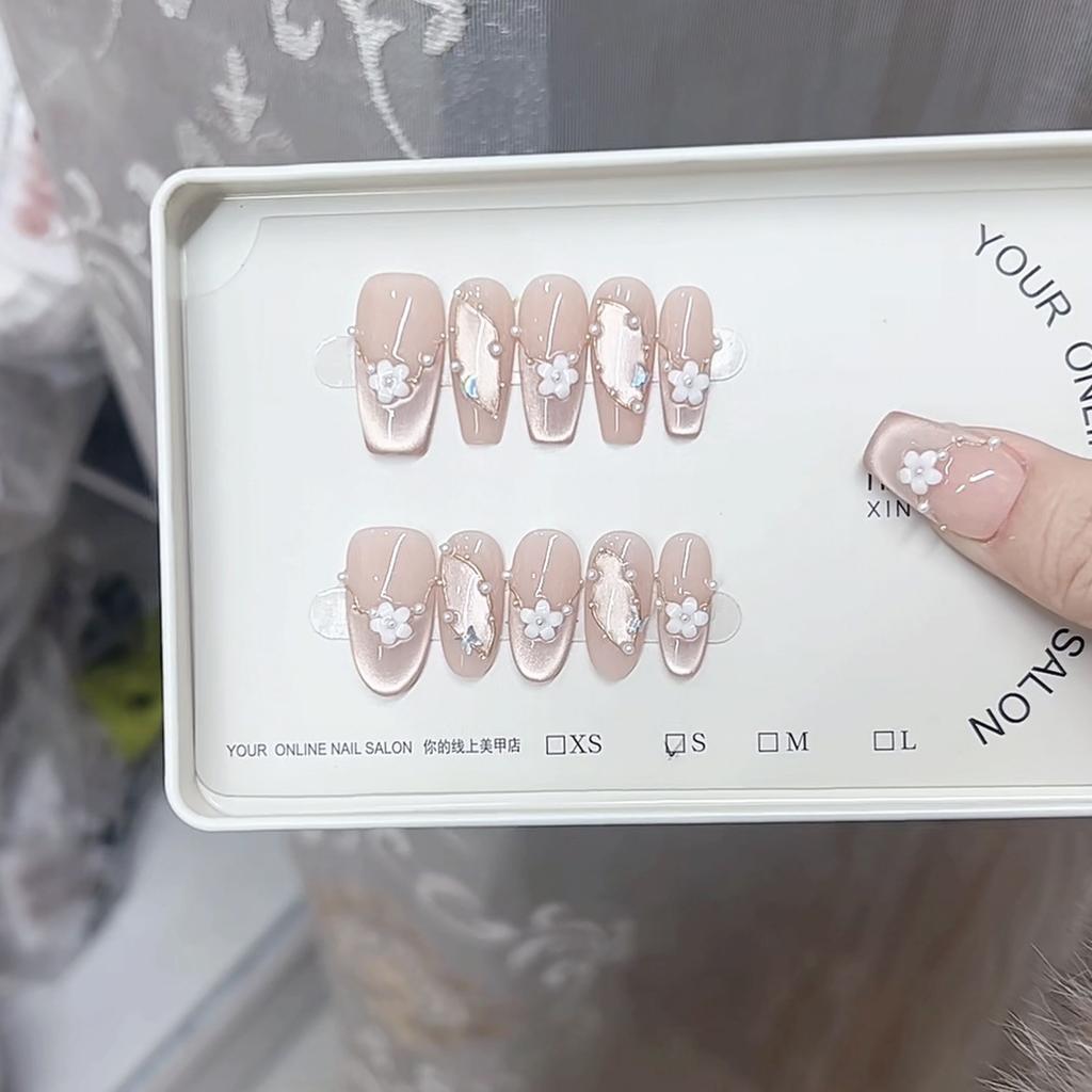 Pure Hand-made Phototherapy Wears Arsenal Cat Eye Three-dimensional Flower Reused Nail Art Patch