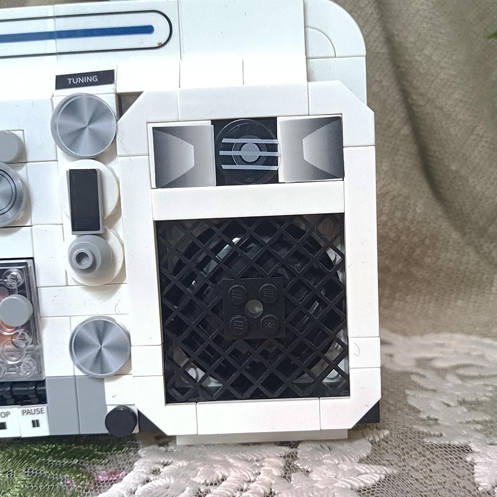 Retro-Inspired Vintage Radio Building Blocks Set Creative&Educational Toy Unique Vintage Collectible MustHave Home Decor Piece