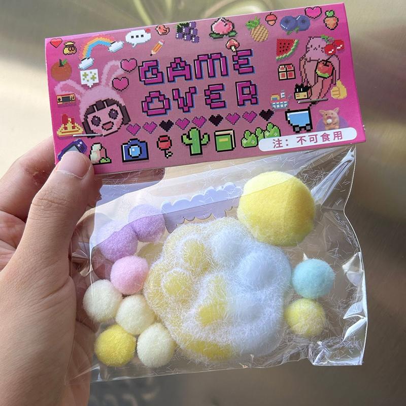 Новая игрушка-фиджет Мини-мягкие игрушки Kawaii Плюшевая кошачья лапка Прозрачный куб Игрушка для снятия стресса