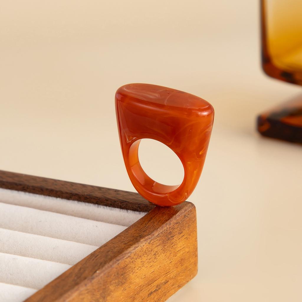 Модное градиентное кольцо из смолы с квадратной и треугольной огранкой, дизайнерское кольцо-лента в форме женской сумочки, повседневные минималистичные украшения в стиле INS