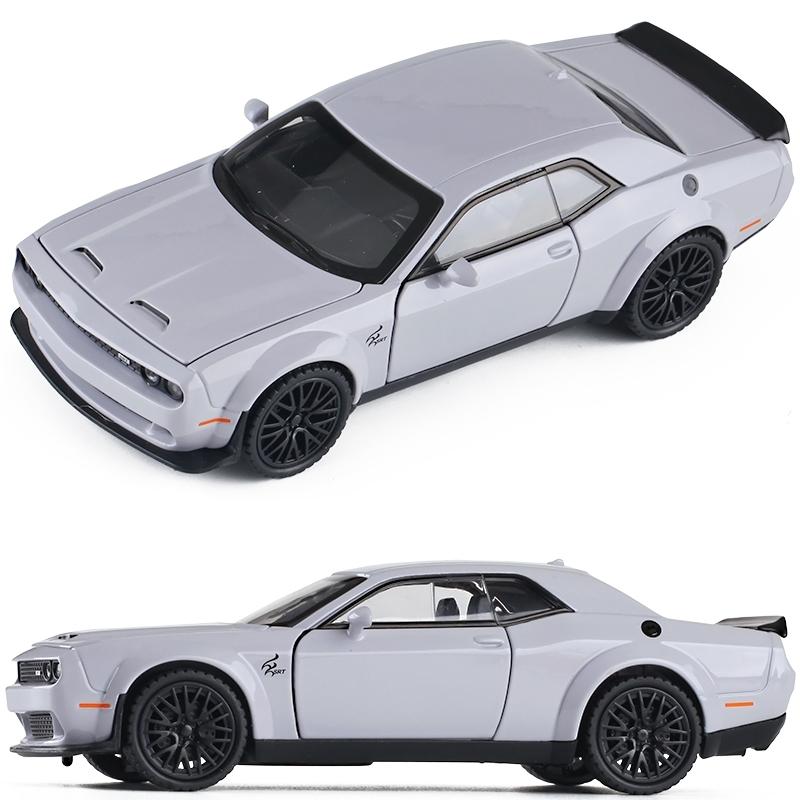 1/32 Dodge Challenger SRT Hellcat Toy Car Model Diecast Metal Miniature 1:32 Sound & Light Vehicle Collection Gift for Kid Boys