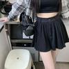 Черная плиссированная юбка-шорты для женщин, корейская летняя сексуальная мини-юбка с высокой талией, повседневные универсальные шорты А-силуэта