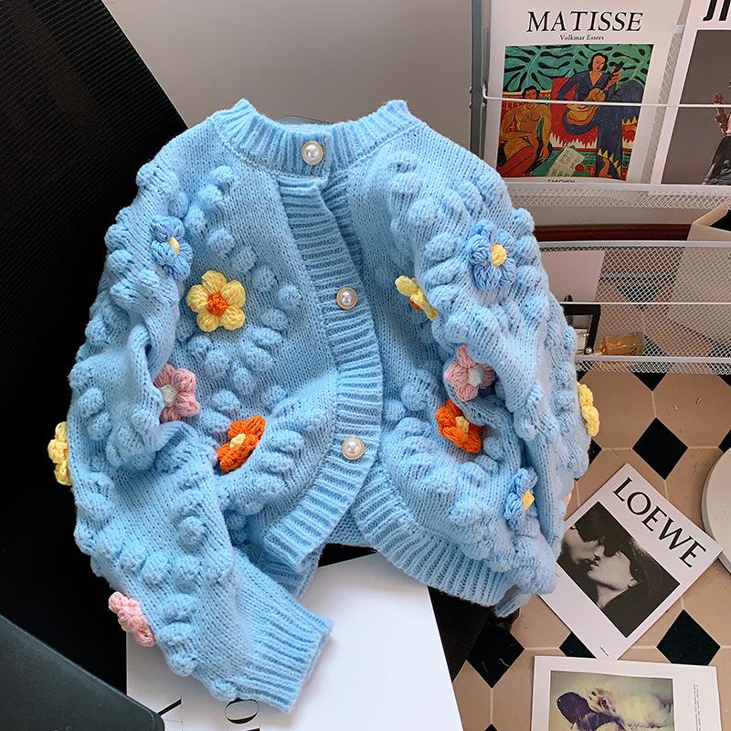 Женский кардиган ручной вязки крючком с объемной цветочной вышивкой 2024 года