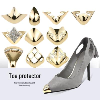 Женский протектор для высоких каблуков с острым носком - Кожаная декоративная накладка против ударов с металлическим наконечником для защиты обуви.