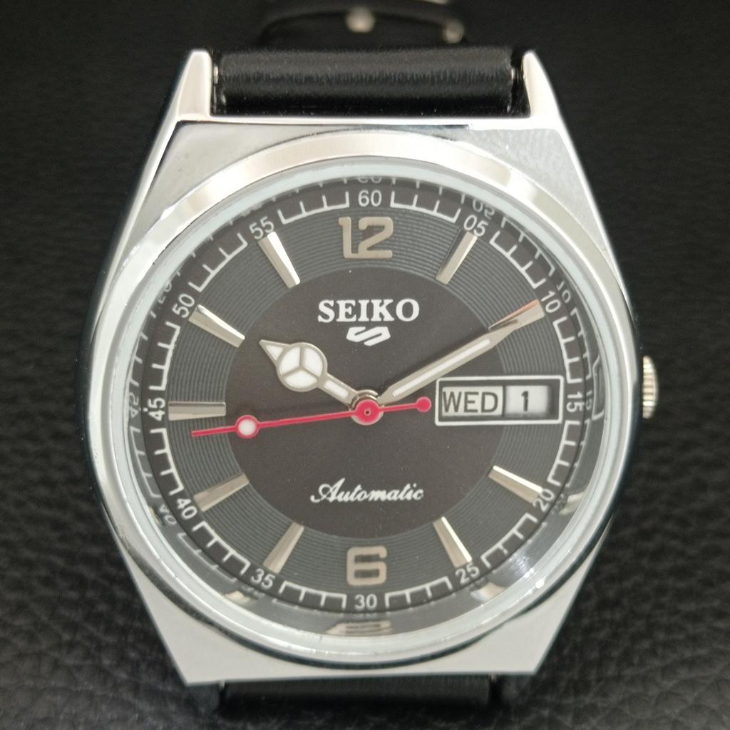 АВТОМАТИЧЕСКИЕ ВИНТАЖНЫЕ ВОССТАНОВЛЕННЫЕ МУЖСКИЕ ЧАСЫ SEIKO 5 ЯПОНИЯ ЧЕРНЫЙ ЦИФЕРБЛАТ a444363-1
