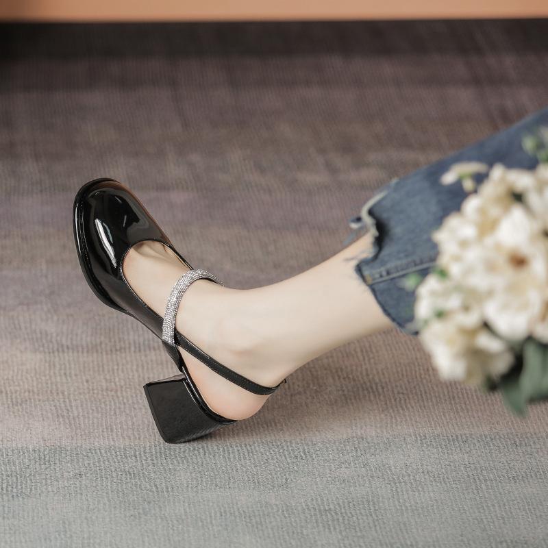 Leather flat for Huizhou women's shoes heels high heels sandals wear summer versatile new bag head slippers