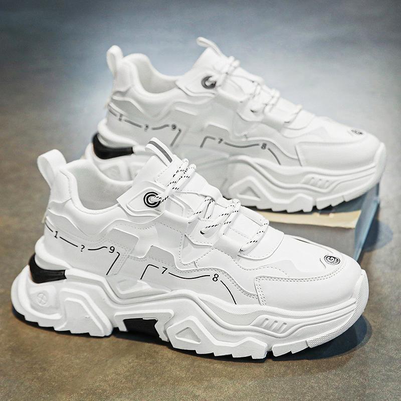 Мужская обувь на лето, новый популярный стиль, спортивная обувь для бега, мягкая подошва, увеличивающая рост, для подростков, для маленьких белых пап, модная обувь