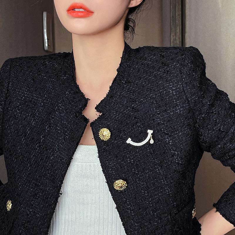 Smiling Brooch Trendy and Niche Design Sense High-end Accessory Internet-famous Exquisite Suit Brooch