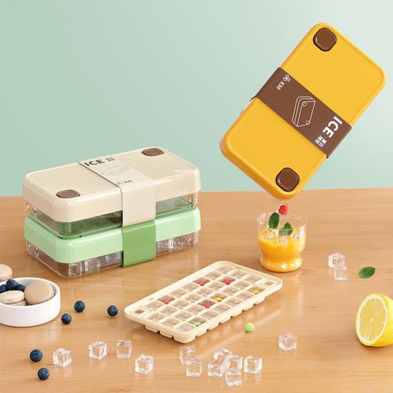 Пресс-релиз о лотке для льда. Ледогенератор пищевого класса без содержания бисфенола А. Большая вместимость. Компактная штабелируемая форма для льда.