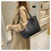 Retro Minimalist Atmospheric Commuting Shoulder Bag for Women Spring Summer New Western-style Large Capacity Tote Shoulder Bag