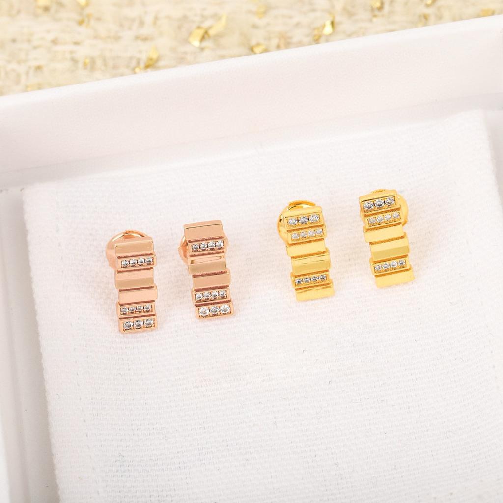Горячий бренд Винтажные серьги для женщин Роскошные ювелирные изделия Модные бриллиантовые дизайнерские серьги-подвески Чистое серебро 925 пробы Женские серьги-гвоздики для вечеринки